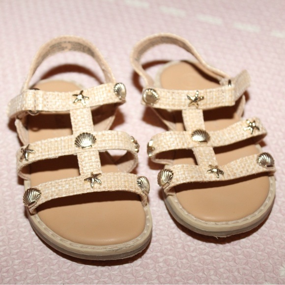 Cat & Jack Other - Cat & Jack Toddler Girls Kinsley Raffia Nautical Sandals Seashells Size 6